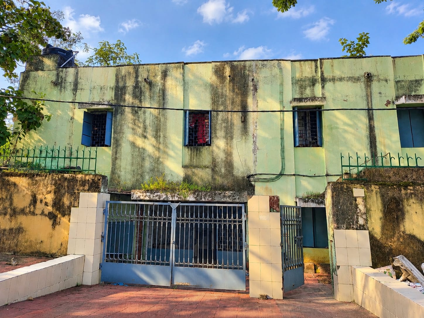 Ladies Hostel - Ladies Hostel